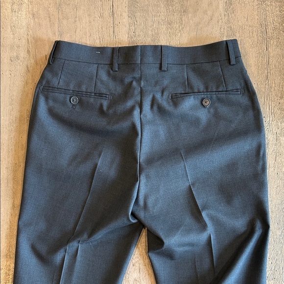 Calvin Klein Charcoal Dress Pants for Men 30 x 30 - Picture 6 of 7